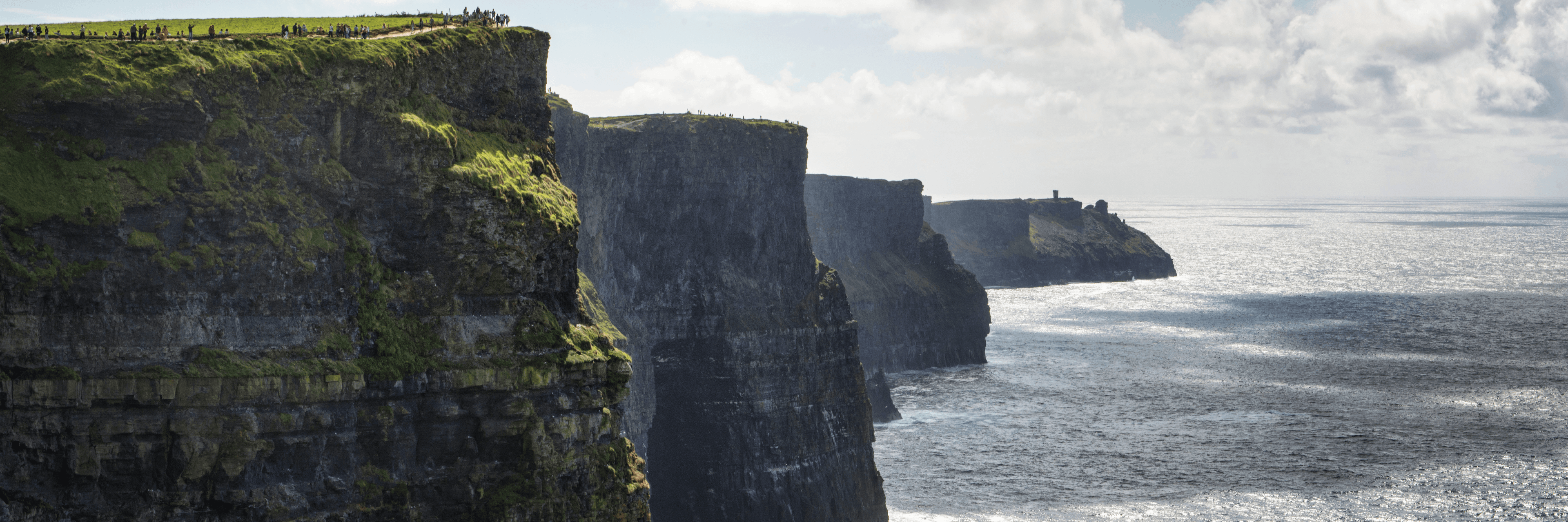 Royal Irish Tours background